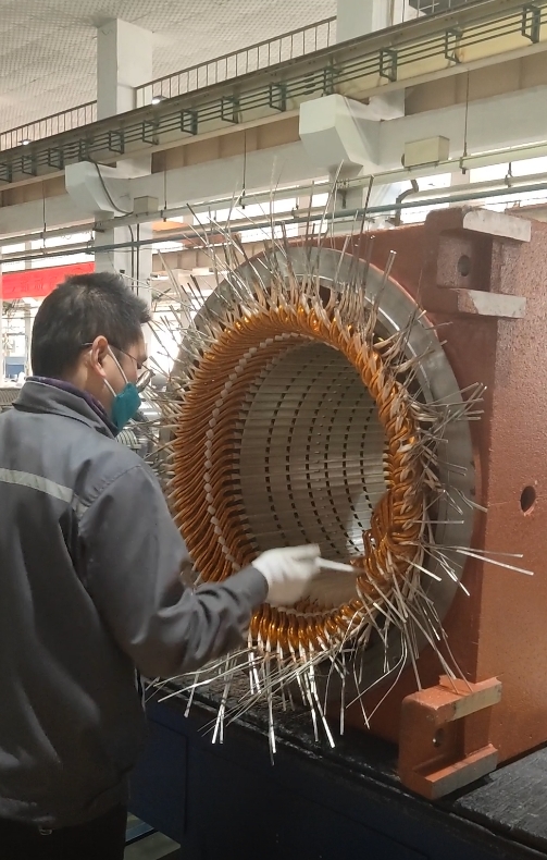 高壓電機(jī)常見問題:絕緣老化與損壞