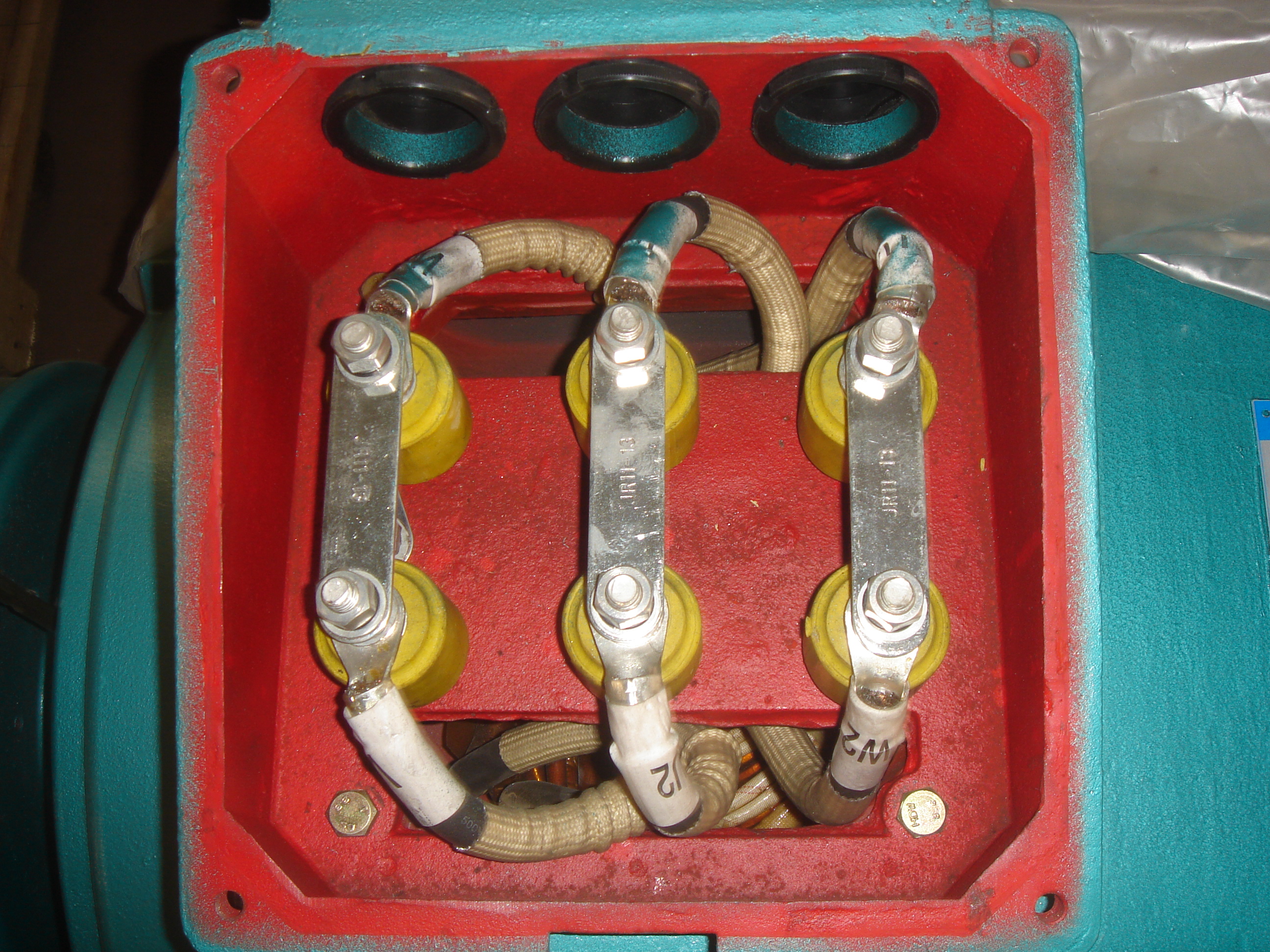 Y YR355-380v定子接線盒全套.JPG